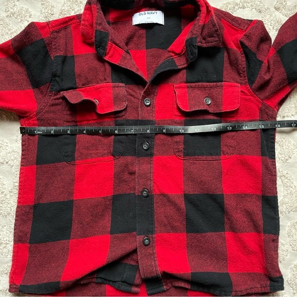 Red Black Flannel Old Navy kids 8 - Picture 3 of 5